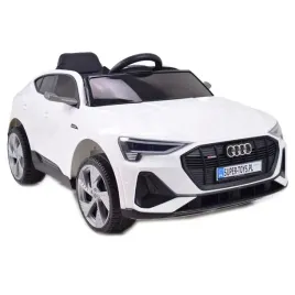 auto-na-akumulator-audi-e-tron-sportback-najlepsza