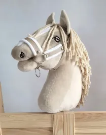 kantar-regulowany-dla-konia-hobby-horse-a3-bezowy-bialym-futerkiem