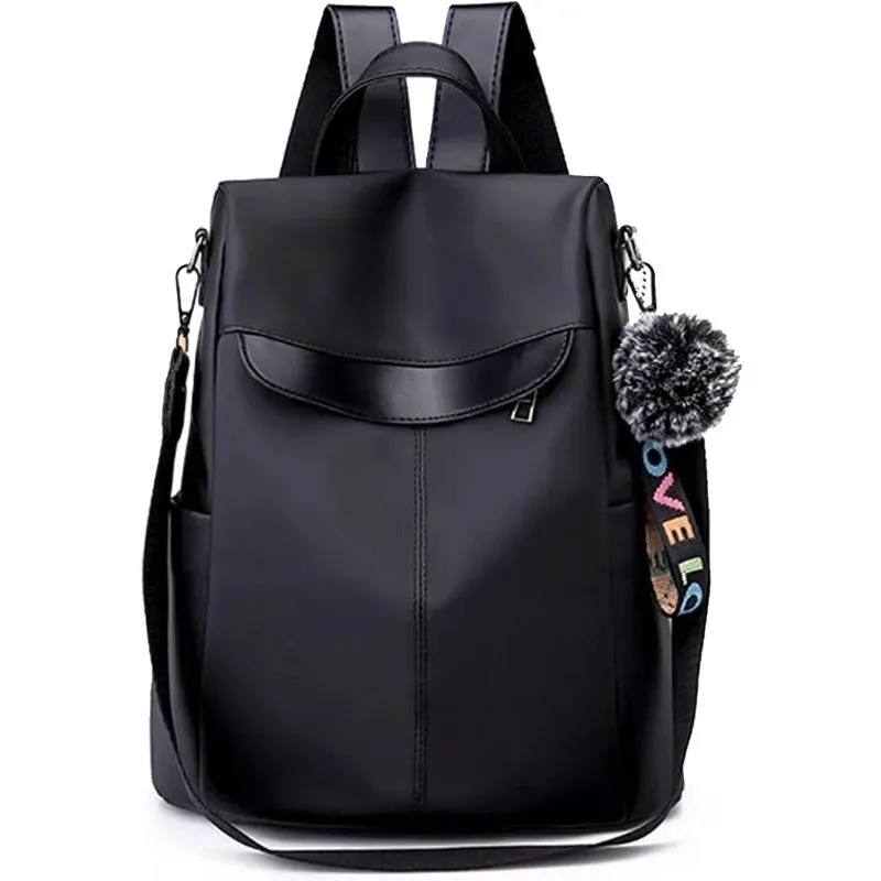 plecak-elegant-z-brelokiem-pl155