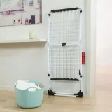 suszarka-vileda-extra-cechy-dodatkowe-na-kolkach-rozkladane-skrzydla-uchwyt-do-suszenia-bielizny