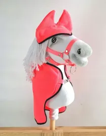 zestaw-dla-hobby-horse-a4-derka-nauszniki-neon-pink