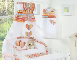baldachim-z-tiulu-serduszka-paseczki-pomaranczowe