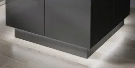 oswietlenie-szafka-nocna-reja-biale