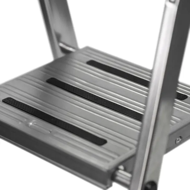 safety-drabinka-wolnostojaca-4-stopnie-krause-wysokosc-podestu-85-cm