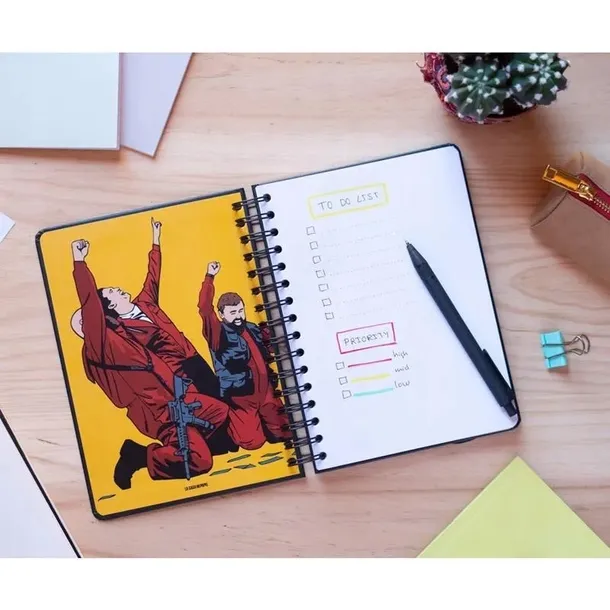 dom-z-papieru-notatnik-notes-a5-wysokosc-produktu-21-cm