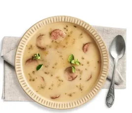 zurek-z-kielbasa-wieprzowa-tradycyjny-smak-i-aromat-jak-domowa