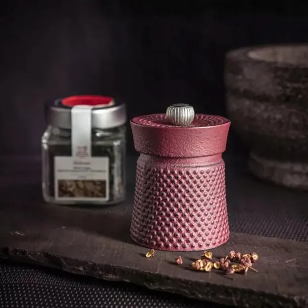 bali-cast-iron-czerwony-8-cm-kolor-odcienie-czerwieni