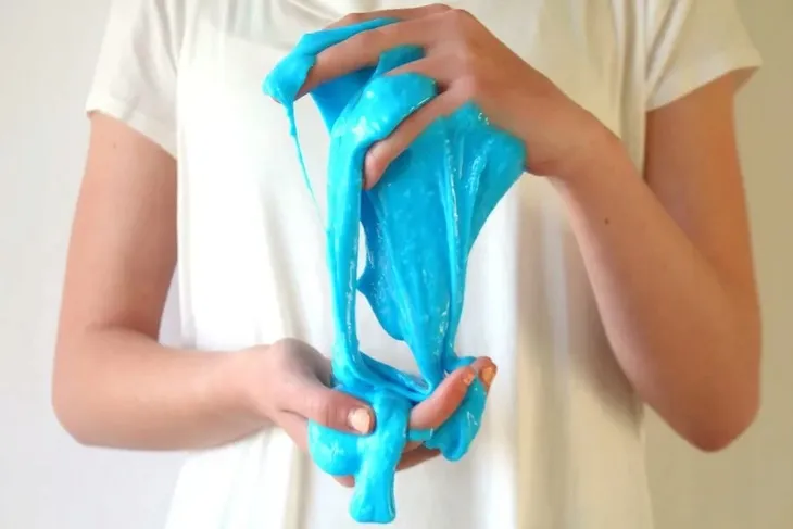 klej-do-papieru-pva-1-l-stan-nowy-kod-producenta-tu-3680