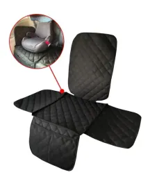 mata-ochronna-pod-fotelik-zabezpieczenie-tapicerki-przed-brudzeniem