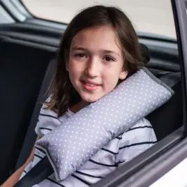 poduszka-i-nakladka-na-pas-bezpieczenstwa-2w1