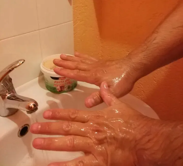 pasta-do-mycia-rak-eilfix-10-l