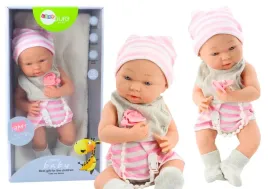 lalka-bobas-w-bialo-rozowym-ubranku-czapeczka-smoczek-sliniaczek-kolderka