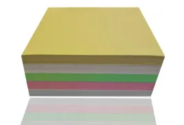 karteczki-biurowe-kolorowy-bloczek-notatki-kostka-klejona-400-szt-85x85