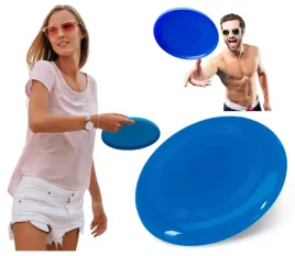 frisbee-latajacy-dysk-talerz-na-plaze-niebieski