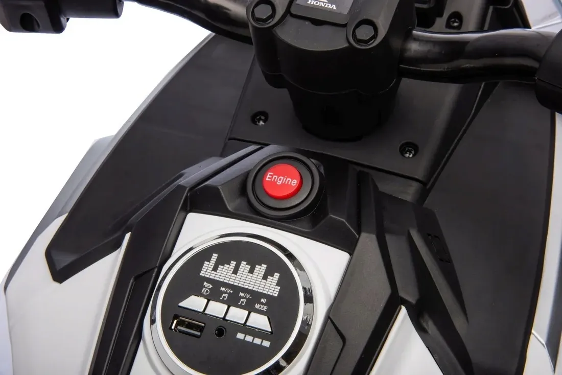 motor-honda-nc750x-bialy