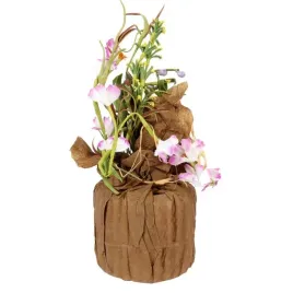 dekoracja-wiosenna-kompozycja-drobne-kwiaty-rozowa-stroik-na-parapet