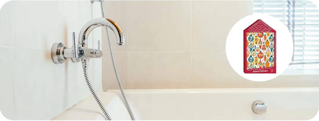 aurora-swiateczny-kalendarz-adwentowy-musujace-kule-do-kapieli-12-x-30g-sol