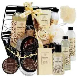 7-kosmetykow-aurora-kosmetyki-na-prezent-biala-herbata-w-koszyku-spa