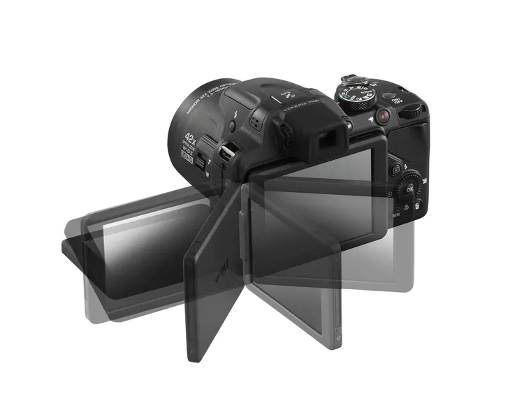nikon-coolpix-p520-srebrny-typ-matrycy-cmos