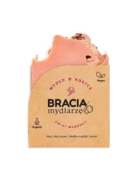 bracia-mydlarze-kwiat-magnolii-naturalne-mydlo-w-kostce-120-g