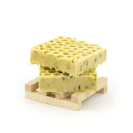 miodowa-mydlarnia-mydlo-naturalne-plaster-miodu-85-g