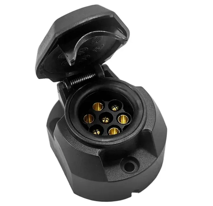 gniazdo-przyczepy-uszczelka-mocowanie-sruby