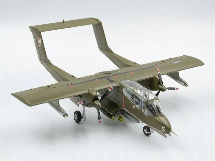 bronco-ov-10a-us-attack-aircraft-1-48-stan-nowy