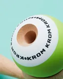 kendama-krom-pop-light-green-wiek-dziecka-3-lata