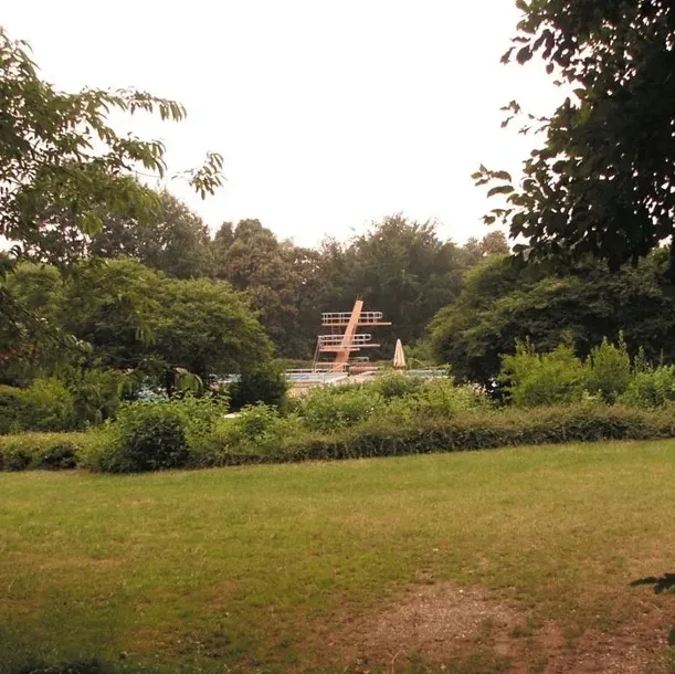 lornetka-bresser-hunter-10x25-powiekszenie-10