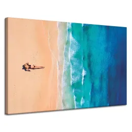 obraz-na-plotnie-kobieta-bikini-plaza-woda-120x80-cm-idealny-na-prezent