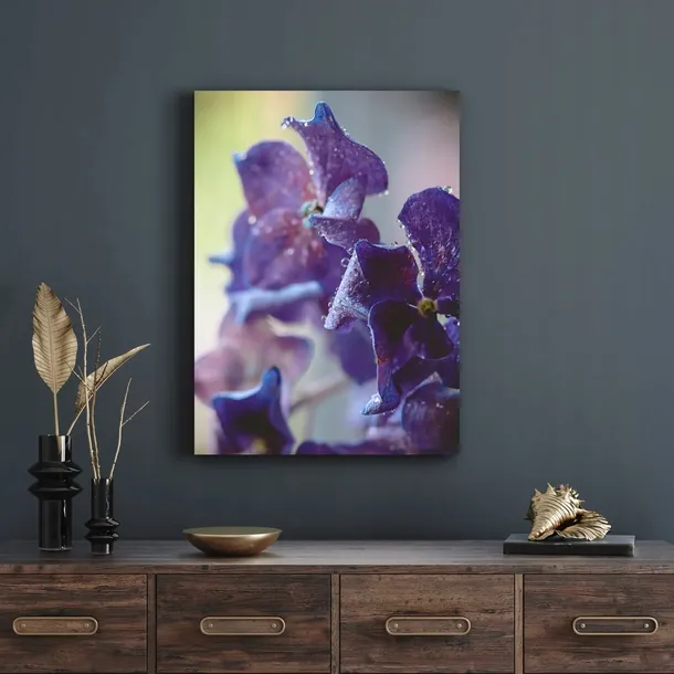 obraz-na-plotnie-botanika-indygo-orchidea-30x40-cm-format-pionowy