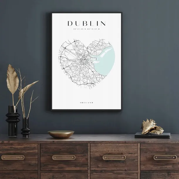 plakat-mapa-miast-dublin-serce-24x30-ramka-amarant-wysokosc-produktu-30-cm