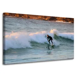 obraz-na-plotnie-ludzie-surfer-fale-sport-100x60cm