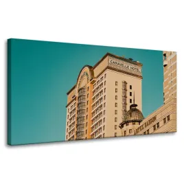 obrazy-na-plotnie-architektura-hotel-miasto-80x40