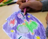 czapeczki-papierowe-pokoloruj-sam-kosmos-6-szt-okazje-uniwersalny