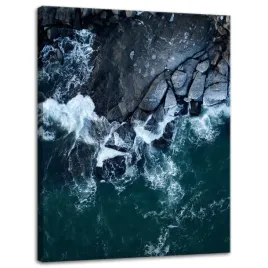 obraz-na-plotnie-natura-fale-morze-skalista-plaza-niebieska-woda-30x40