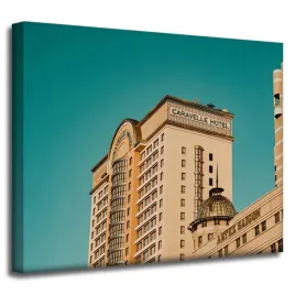 obrazy-na-plotnie-architektura-hotel-miasto-50x40