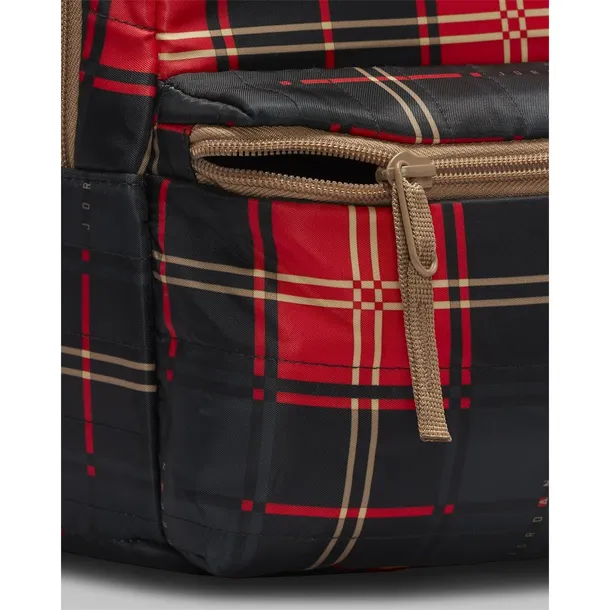 jordan-quilted-mini-daypack-marka-nike