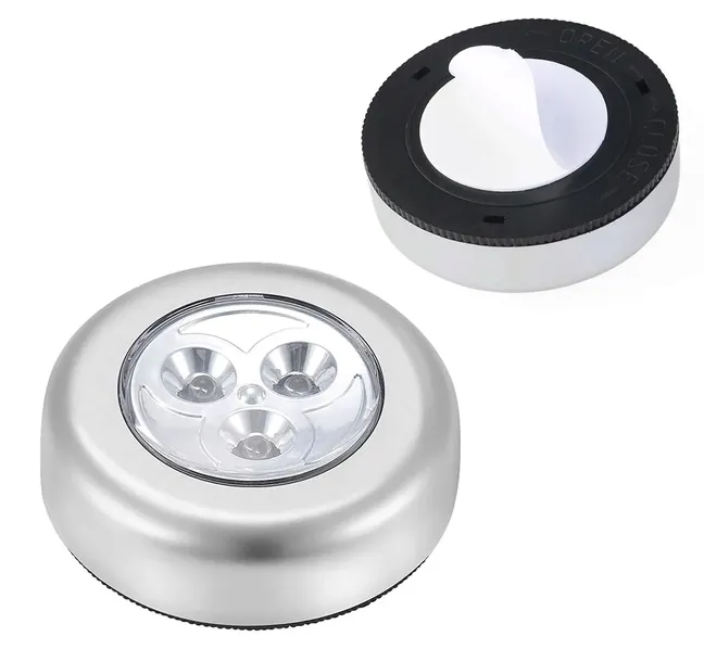 zd9-lampka-3-led-samoprzylepna-waga-z-opakowaniem-0-15-kg