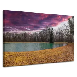 obraz-na-plotnie-fioletowe-niebo-staw-drzewa-jesien-120x80-cm