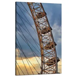 obraz-na-plotnie-architektura-karuzela-50x80-cm-niebo-chmury-promienie