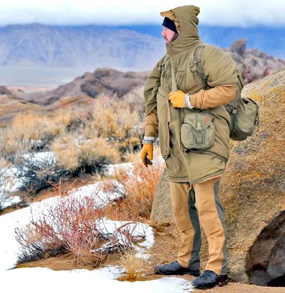 helikon-poncho-swagman-roll-climashield-coyote-stan-nowy-kolor-bezowy