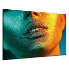 obraz-na-plotnie-zlota-twarz-krople-wody-na-ciele-120x80-cm