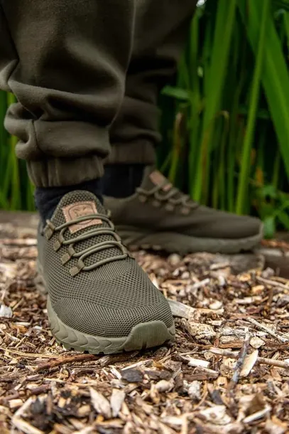 buty-fox-mesh-lite-trainers-roz-44-stan-nowy-rozmiar-44