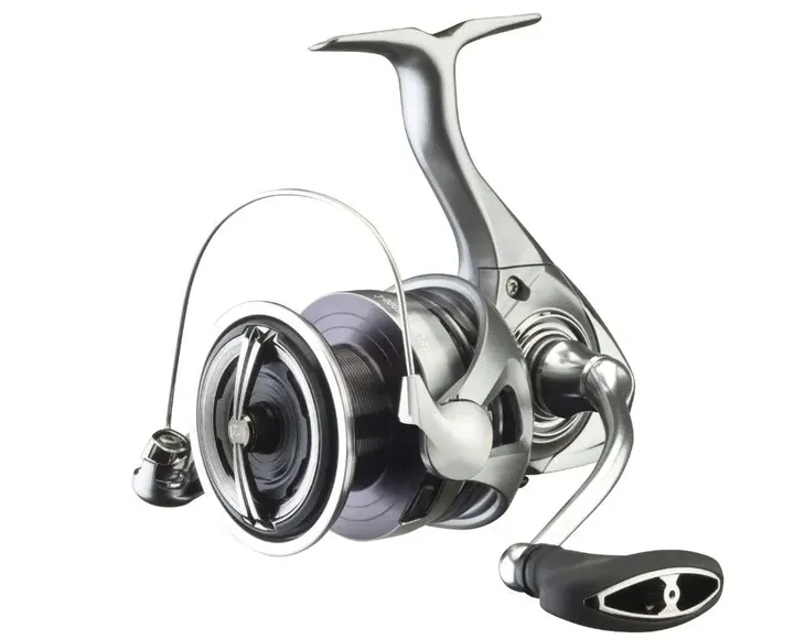 kolowrotek-daiwa-23-exceler-lt-3000-c-stan-nowy