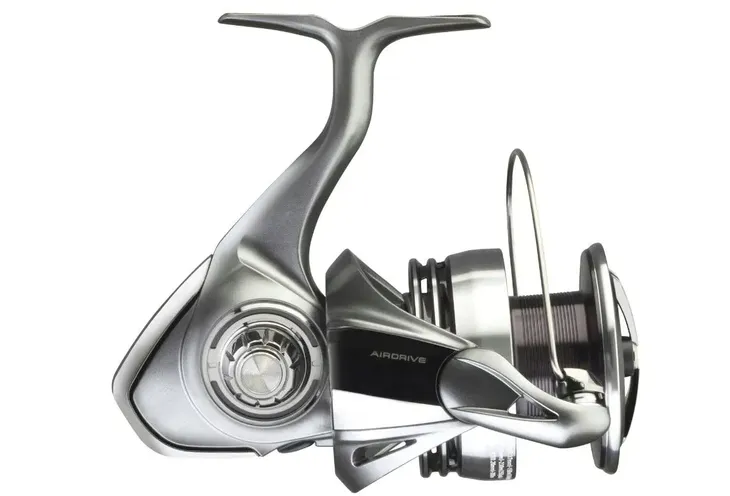 kolowrotek-daiwa-23-exceler-lt-1000-marka-daiwa