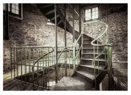 fototapeta-stare-schody-industrialna-loft-312x219