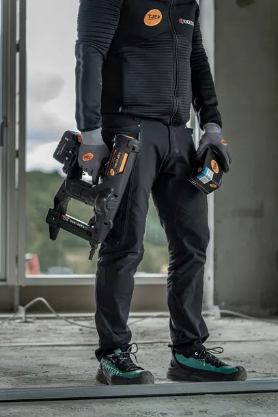 gwozdziarka-akumulatorowa-do-betonu-tjep-cp-40a-napiecie-v-18-v