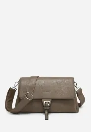 brazowa-damska-torebka-mala-listonoszka-na-ramie-kopertowka-taupe