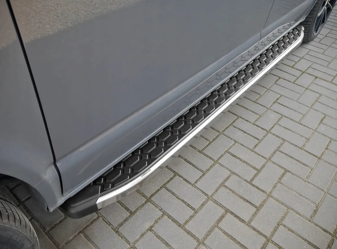 stopnie-boczne-progi-do-range-rover-sport-2014-stan-nowy